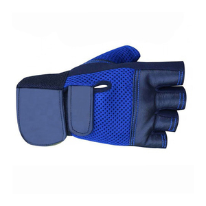 Guantes de gimnasia de entrenamiento de último diseño para hombres y mujeres Guantes de ejercicio sin dedos con acolchado de neopreno antideslizante y correa para la muñeca - Product Image 3