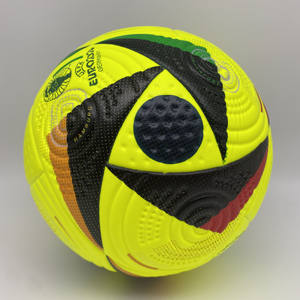 Vente à Bas Prix Ballon de Football de Haute Qualité Taille 5 4 3 Logo Personnalisé Ballon de Football Officiel d'Entraînement de Match - Product Image 4