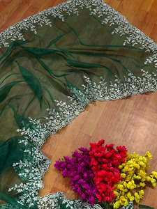 Organza de Sari indio bellamente diseñada con tendencia de trabajo de bordado para fiesta y boda - Product Image 3