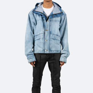 Chaqueta Vaquera Vintage de Alta Calidad para Hombre, Estilo Urbano |   Camisa Azul a Rayas, Ecológica, con Botones, Corte Holgado - Product Image 1