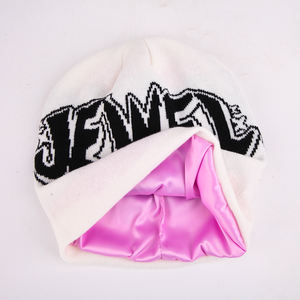 Venta al por mayor de gorros de satén con logotipo personalizado de Jacquard, gorros de punto con forro de seda personalizados de fabricantes para hombres - Product Image 2