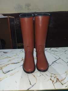 Bottes de cowboy pour homme de haute qualité avec logo personnalisé, longues, pour l'équitation, en cuir respirant, tige en tissu plastique, antidérapantes - Product Image 3