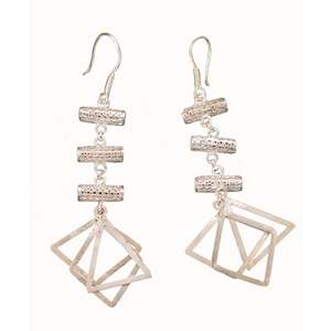 Best Selling Adaah Filigree <b>Silver</b> <b>Stud</b> Earrings High Quality Indian Supplier with Glittering Shine Top Grade High Grade - Product Image 2