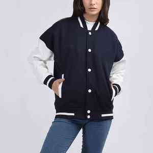 Veste universitaire élégante pour femmes conçue avec des détails de qualité supérieure, des coutures solides et un look moderne et stylé pour la rue - Product Image 3