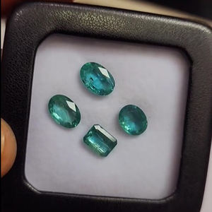 Lote de 4 Esmeraldas Naturales de Zambia de 6 mm a 9 mm, Corte Ovalado Rectangular Facetado, 6.6 Quilates, Venta Iroc, Esmeralda de Alta Calidad, Corte Esmeralda, US$128 por Todo el Lote - Product Image 2