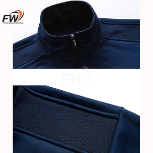 Survêtements de rugby personnalisés 100 % polyester, tendance et esthétiques, coupe oversize, streetwear moderne, tenue d'entraînement à fermeture éclair intégrale et stylée - Product Image 3