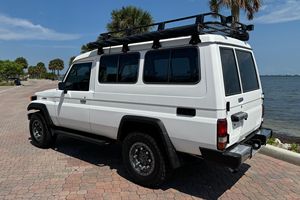 Toyota Land Cruiser HZJ75 Troopy de 1992 (DISPONIBLE CON VOLANTE A LA IZQUIERDA Y A LA DERECHA) - Product Image 2