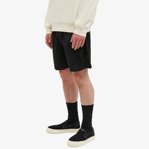 Shorts en maille pour homme de haute qualité 100% coton, taille mi-haute, avec poches à motif uni, respirants pour la salle de sport, l'entraînement et la course à pied - Product Image 1