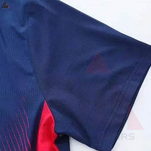 Fabricantes Diseños Uniforme de fútbol para adultos Logotipo personalizado Unisex Transpirable Secado rápido 100% Poliéster Ropa de entrenamiento - Product Image 5