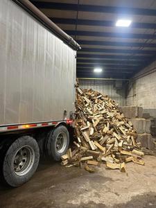 Hard Wood Firewood Birch Wood Oak and Beech Log Firewood / Mangrove Hardwood Firewood <b>for</b> <b>Sale</b> in Bulk Quantity - Product Image 4
