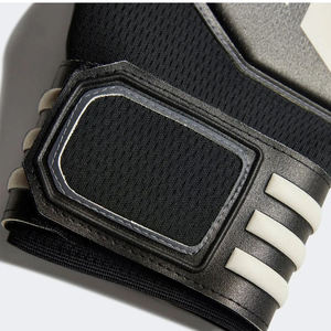 Guantes de Portero de Fútbol de Cuero Personalizados para Niños con Protección para los Dedos, Cierre de Cremallera y Diseño Antideslizante - Product Image 5