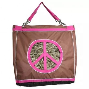 La bolsa de heno de alimentación ecuestre más vendida, logotipo personalizado, hecha de nailon de poliéster para montar para propietarios de caballos - Product Image 4