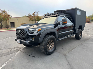 (W&T) Toyota Tacoma TRD Off-Road Doble Cabina 4x4 V6 2021 Usada con Techo Metálico y Caja de Carga para Camper - Product Image 5