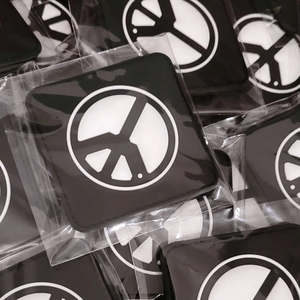 Etiqueta de goma de PVC de marca convexa 3D de diseño de moda, Parche de goma de silicona privado en relieve para coser personalizado para ropa - Product Image 5