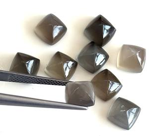 Natural 8mm Grey Moonstone Sugar Loaf Cabochon-Calidad AAA Calidad Superior - Product Image 3