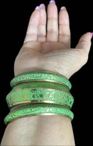 Brazalete de latón vintage con incrustaciones de malaquita verde - Product Image 4