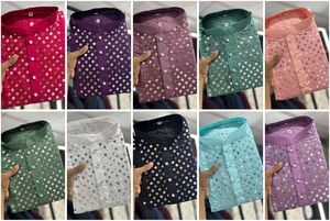 Pyjama Kurta en coton de style moderne avec paillettes subtiles pour exportateur indien de qualité dernière tenue de créateur - Product Image 6