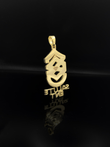 Élégant pendentif hip hop en moissanite plaqué or avec couverture complète en diamant Design personnalisé pour hommes et femmes - Product Image 5