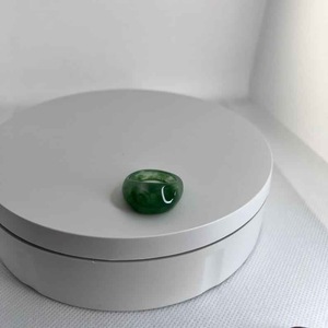 Anneaux en résine acrylique, forme ronde, faits à la main, anneaux d'amour, bijoux de fête pour femmes, vente en gros au meilleur prix - Product Image 1