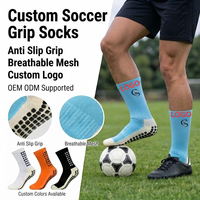 Chaussettes de football personnalisées à forte valeur ajoutée Chaussettes à prise en main d'usine Chaussettes antidérapantes