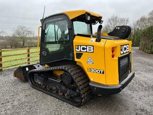 รถตักล้อยาง JCB 300T ปี 2020 รถตักแบบสกิดสเตียร์ เครื่องยนต์ JCB ระบบไฮดรอลิกแรงดันสูง ความจุถัง 0.5 ลิตร ปั๊มรถตักหน้ามือสอง - Product Image 4