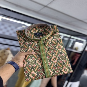 ผู้ผลิตชุดคุर्ตาผู้ชายผ้าซาตินไหมพรีเมียมงานปักพินเท็กซ์จากเมืองสุรัต ขายในราคาถูก - Product Image 1