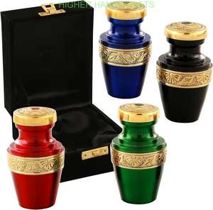 Urna de cremación de recuerdo griega de latón hecha a mano, Mini suministros funerarios de Metal para cenizas, hermosa opción conmemorativa - Product Image 1