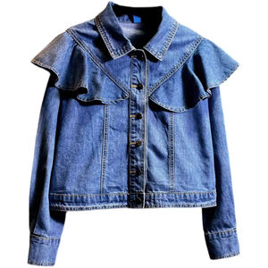 Veste en jean délavée pour femme avec détails rayés en tissu tricoté en coton - Mode streetwear écologique à prix économiques - Product Image 1