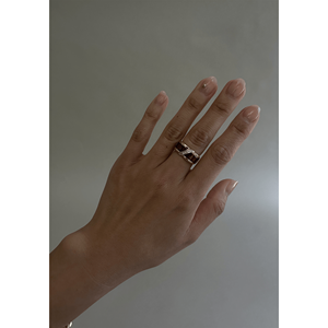 14K Solid Gold Vintage <b>Garnet</b> Diagonal Pav <b>Ring</b> Everyday Gemstone <b>Ring</b> with Geometric Pattern and Bezel Setting - Product Image 2