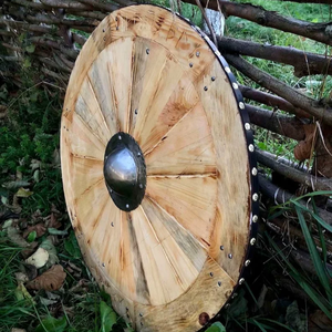 Escudo Vikingo CH, Escudo Medieval Personalizado, Artesanía Calvin - Product Image 4