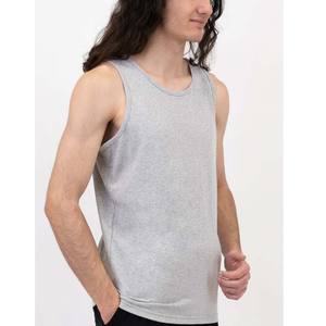 Camisetas sin mangas unisex transpirables hechas a medida - Product Image 5