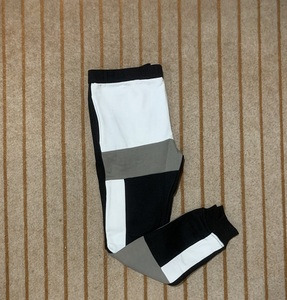 Conjunto de 2 Piezas Extra Grande para Mujer, Pantalones Joggers con Hombros Caídos, Sudadera con Capucha Bordada, Corte Ajustado, 100% Algodón Felpa - Product Image 4