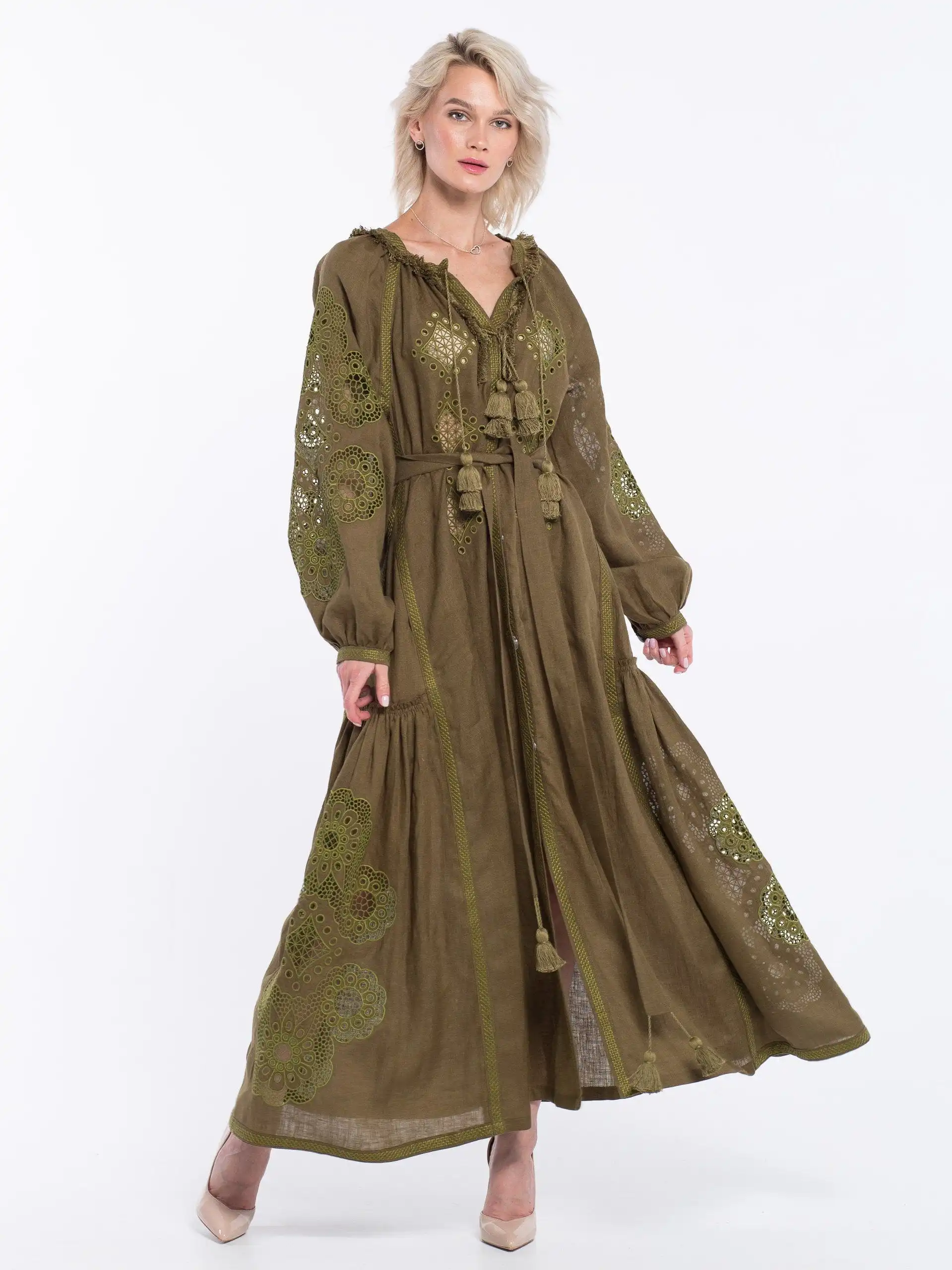 ตามที่แสดงเป็นภาพ