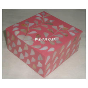 Importateur et exportateur boîtes à bijoux de forme carrée en nacre en bois faites à la main pour les cadeaux de mariage en grande quantité - Product Image 1