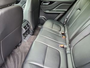 CLEAN- TITLE-USADO-JAGUAR-35T- PREMIUM- AWD-LISTO PARA ENVIAR-PUERTA A PUERTA-ENTREGA - Product Image 5