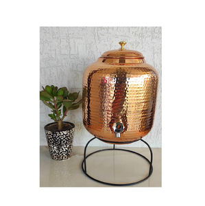 Olla de agua de cobre puro con soporte de metal Dispensador Contenedor de agua Pot Venta caliente 100% Cobre puro Último diseño - Product Image 1