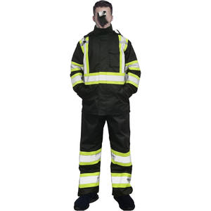 Veste softshell pour hommes haute visibilité personnalisée vente en gros veste de sécurité résistant à l'eau vêtements de travail veste de travail - Product Image 1