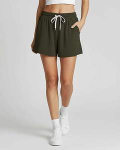 Prix direct usine, qualité supérieure, shorts respirants pour femmes, logo brodé personnalisé, 100% coton, coupe ajustée, sportifs, boutonnés - Product Image 4