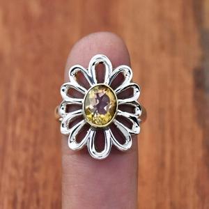 925 Sterling Silver Citrine Fleur Anneau pour Femmes Élégant Boho Ovale Pierre Incrustation À La Mode Déclaration Anneau Cadeau pour Elle - Product Image 4