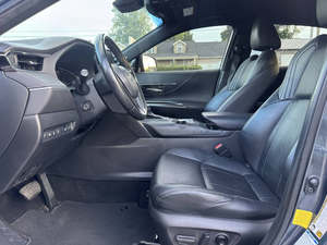 Toyota Venza Limited 2021, Tracción en las Cuatro Ruedas, Transmisión Automática, Motor V6, Compra Perfecta - Product Image 5