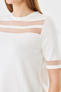 Blusa de manga corta con cuello redondo y patchwork de malla para mujer - Product Image 6