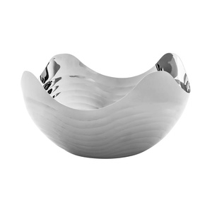 Bol de service en métal argenté de forme ronde au design haut de gamme pour les collations de table à la maison et au mariage - Product Image 2