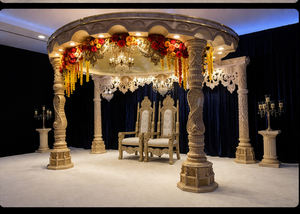 Mandaps de Madera Tallada para Bodas Gujarati de Lujo, Diseños de Estilo Maharaja Real, Mandap de Boda de Calidad de Exportación, Decoración Floral, EE. UU. - Product Image 2