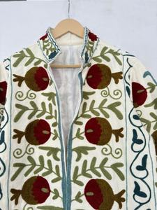 Veste à broderie Suzani, manteau en coton Suzani, veste chaude pour femme, veste courte Suzani, veste d'hiver pour femme, - Product Image 6