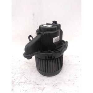 MOTORINO RISCALDAMENTO RENAULT Clio Serie IV 272101170R / 5P373EQ151 (12>19) - Product Image 1
