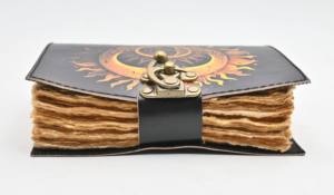 Acheter Journal intime en cuir avec laiton antique C-Lock Deckle Bord Papier Cuir Imprimé Journal intime - Product Image 5