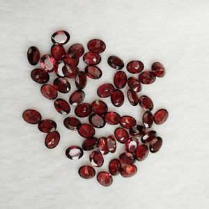 Pierre précieuse naturelle de haute qualité Mehrajudin Gems, grenat rouge, pierre précieuse en vrac, taille ovale brillante, couleur rouge sang, évaluée par une tierce partie - Product Image 2