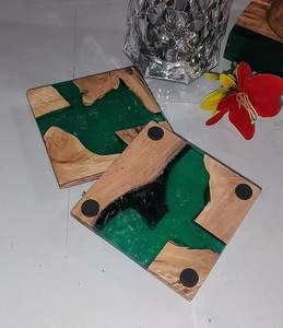 Sous-verres en bois et résine de style bohème, écologiques, fabriqués à la main, design personnalisable, pour la décoration du salon, vente en gros - Product Image 1