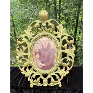 Timeless Traditional Brass <b>Metal</b> <b>Photo</b> <b>Frame</b> with Elegant Texture and Polished Finish Great for Interior Accent Corners - Product Image 1