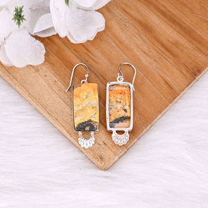 Pendientes de Bisutería con Bisel Plateado en Forma Ovalada de Jaspe Abejorro Natural, Modernos y Elegantes, Venta al por Mayor para Mujeres y Niñas - Product Image 4